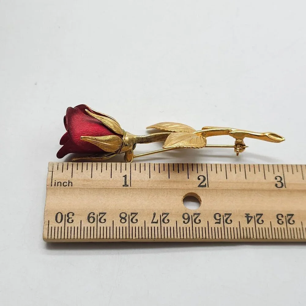 Vintage Giovanni Signed Red Rose Gold Tone Brooch 3 Inches